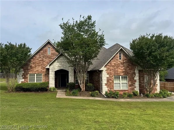 969 Eastern Hills Dr, Greenwood, AR 72936