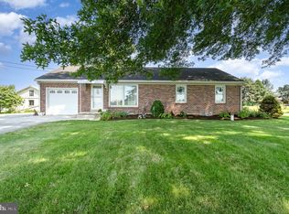 880 Hoffer Rd, Annville, PA 17003