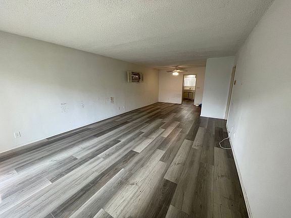 4th image of 1801 S Bentley Ave APT 102