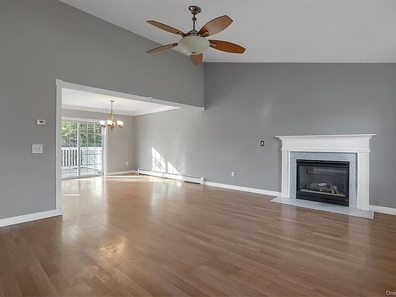 5th image of 3 Ayr Ct