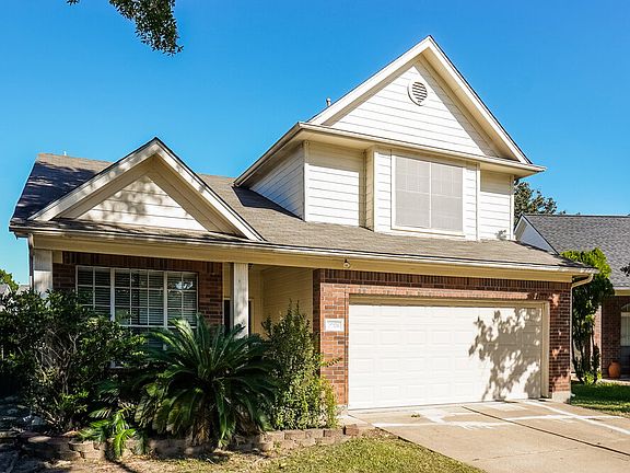 4th image of 20126 Rolling Hills Ln