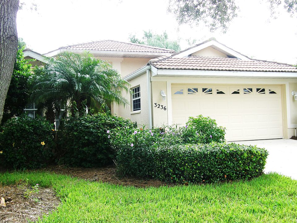 1st image of 3236 Village Ln