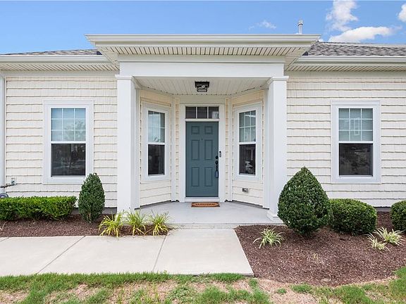 4th image of 1915 Canning Pl