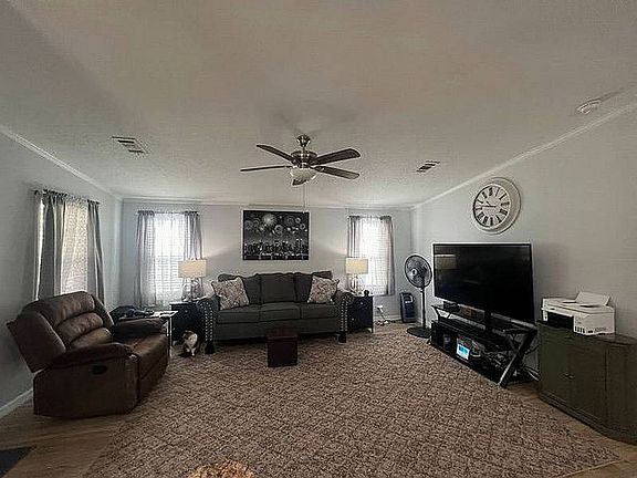 2nd image of 213 Rogers Rd