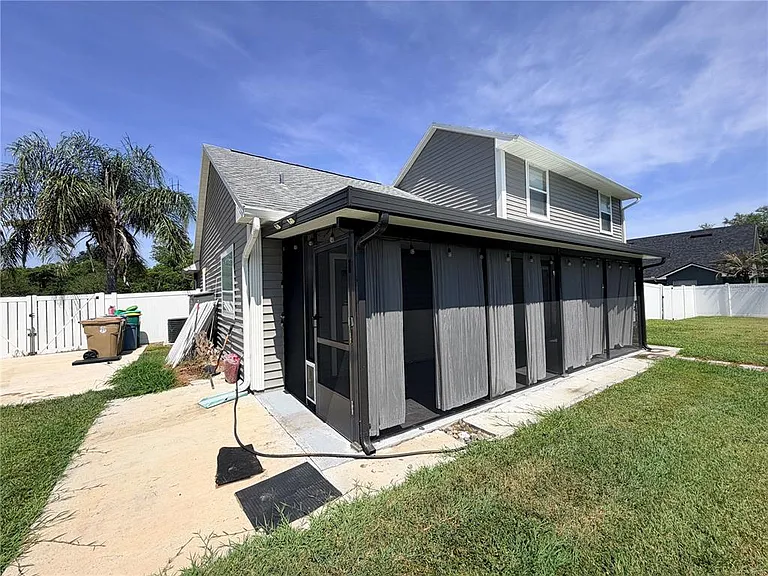 1799 Harbor Blvd — Photo 42