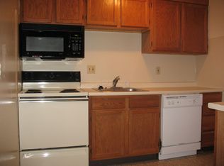 6 Arrow St #8, Cambridge, MA 02138