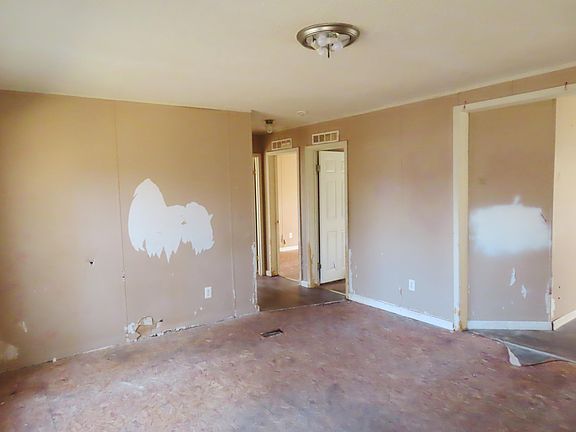 2nd image of 2748 Pine Forest Drive