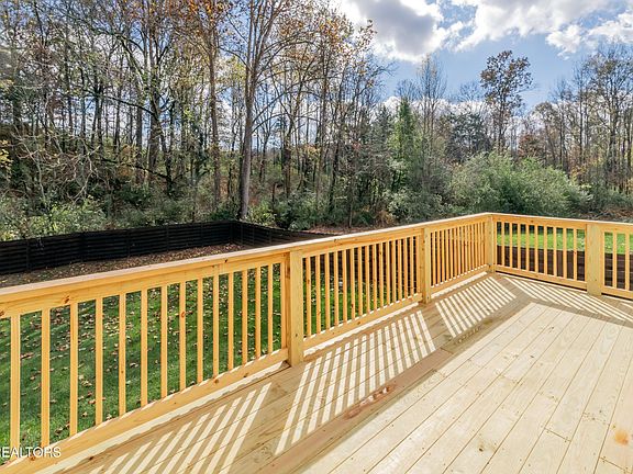 5th image of 3108 Champions Trail Ln