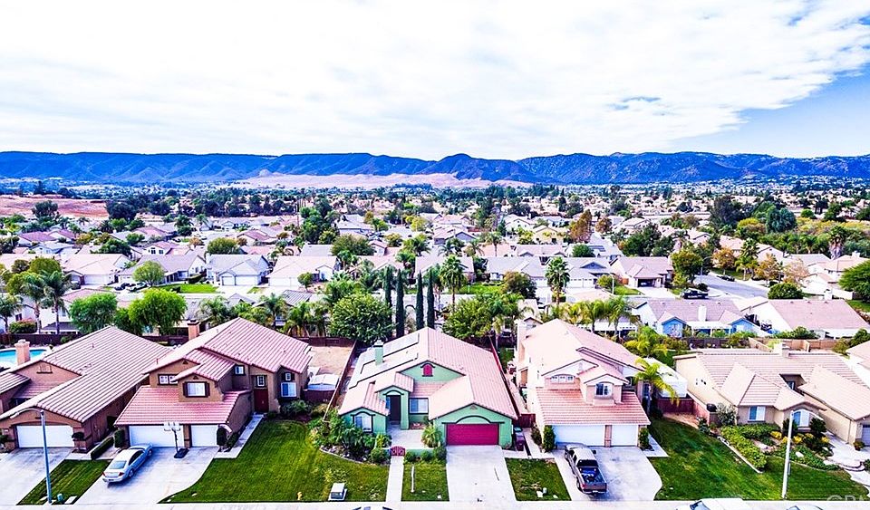 1st image of 24009 Colmar Ln