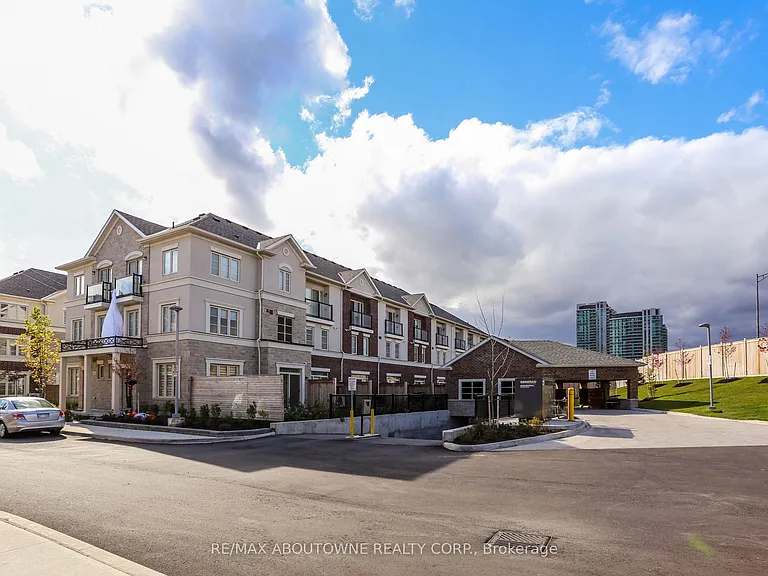 636 Evans Ave #36 — Photo 40