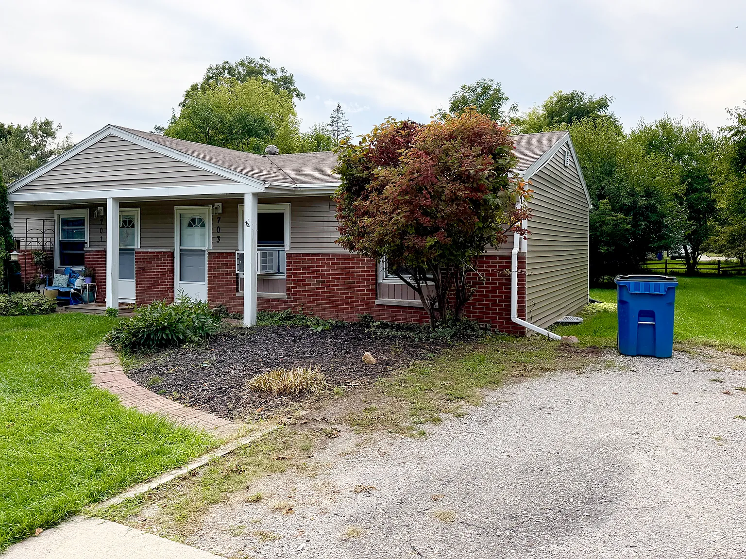 2 bed, 800 sqft, $1,250 — Photo 2