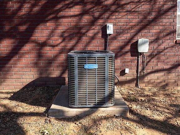 5th image of 182248 N 2790th Rd