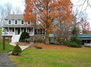 445 Imperial Dr, Mohnton, PA 19540