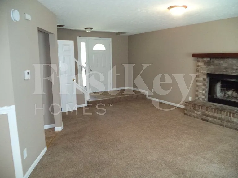 10022 Arapahoe Dr — Photo 5