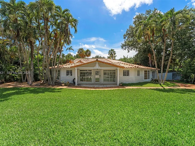 7924 SW 50th Ct — Photo 15