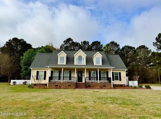 2726 Saint John Cir, Kinston, NC 28504