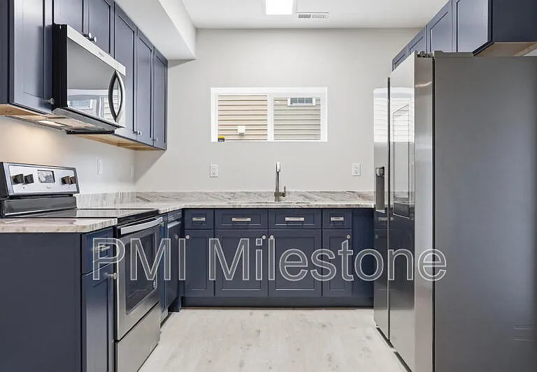 530 N 3rd St #B — Photo 6