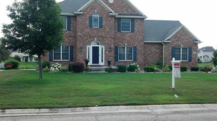 1st image of 557 Chasseur Dr