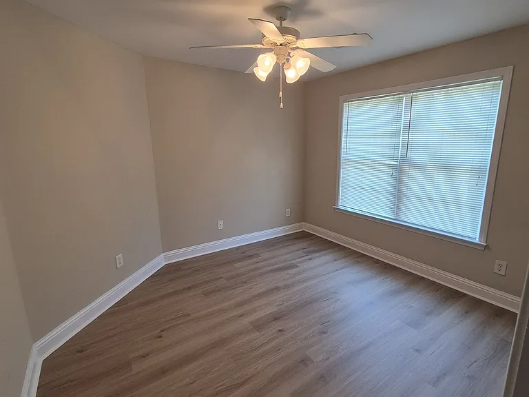 325 Veranda Park Ln — Photo 13