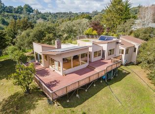 300 Los Robles Rd, Soquel, CA 95073