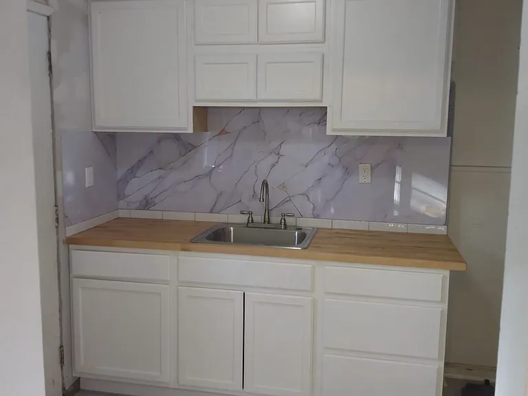 20159 Meyers Rd — Photo 11