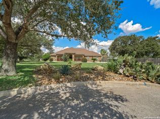 1734 Clover Rdg, Pleasanton, TX 78064