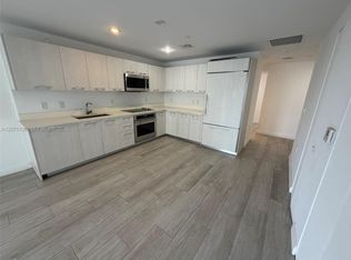 55 SW 9th St APT 2410, Miami, FL 33130