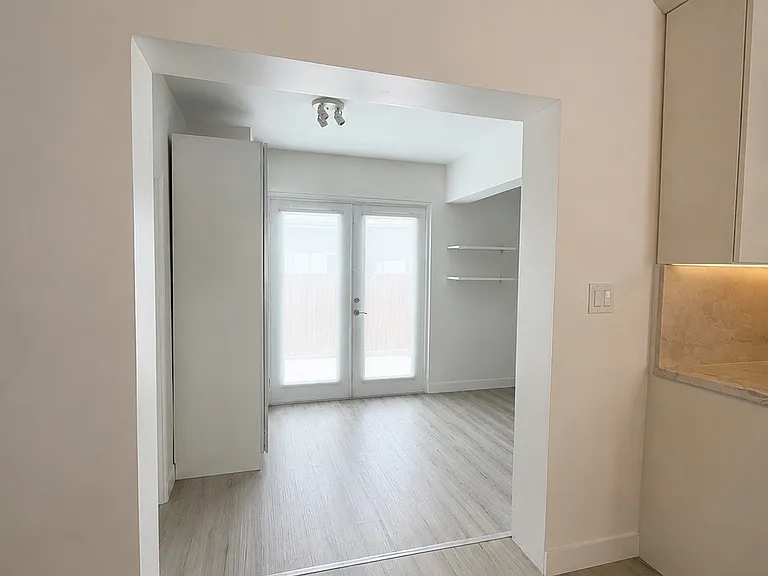 10441 NW 5th Ave — Photo 11