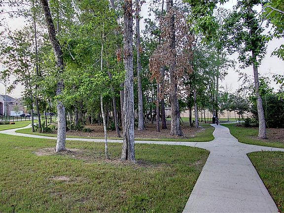 Miles of pathways and fun parks to play and gather. You'll love and feel good about living in this g