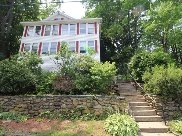 159 Greenwood St, Gardner, MA 01440