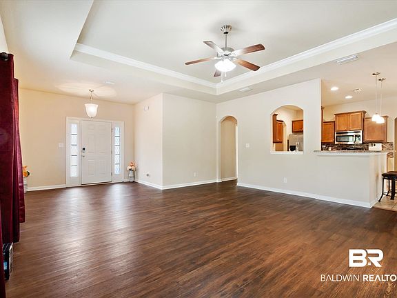 3rd image of 1357 Colleton Dr