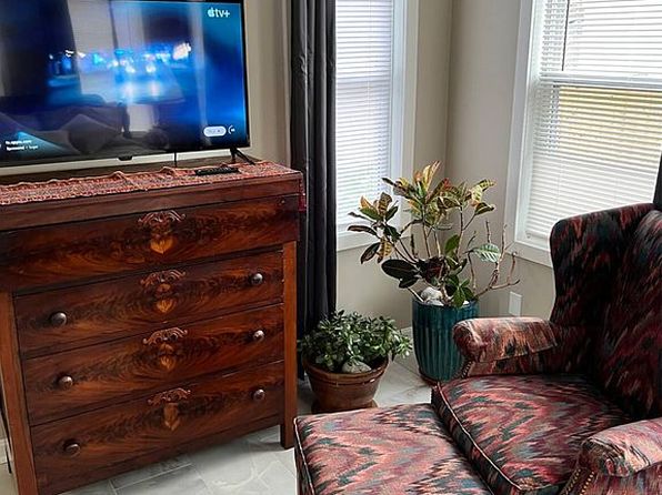 lexington-kentucky-77588675 picture