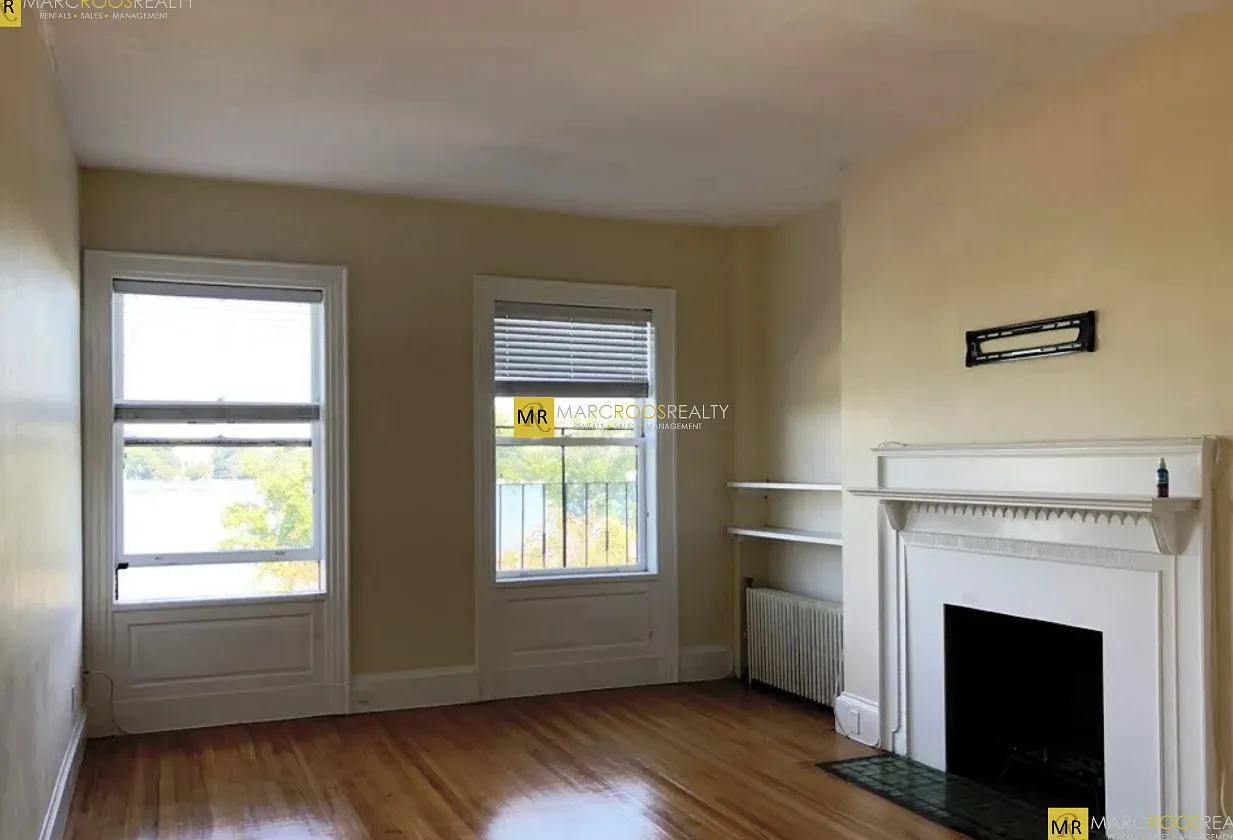 1 bed, 999 sqft, $3,200 — Photo 3