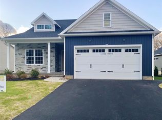 7 Maple Forest Dr, Ballston Lake, NY 12019