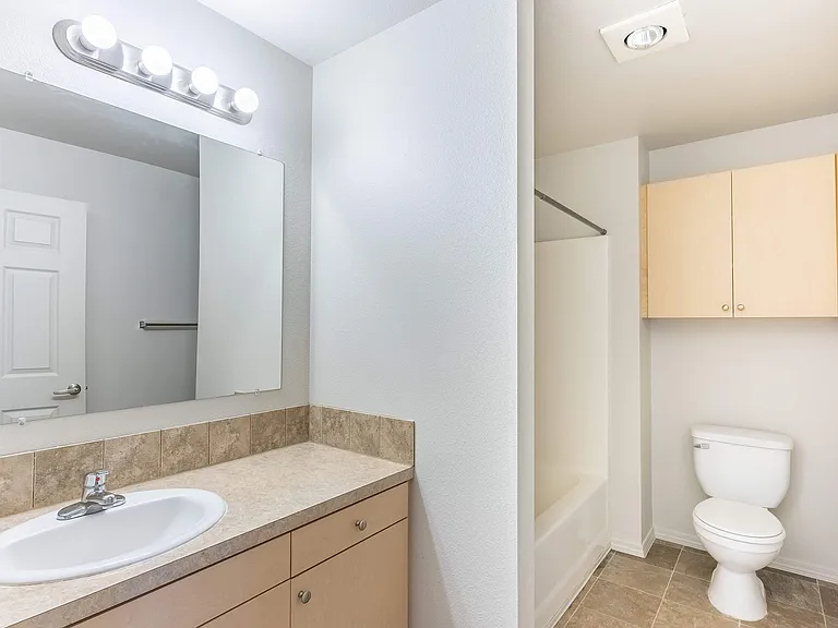 Stoneplace Apartment Homes — Photo 42