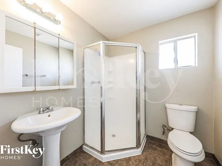 13857 N 48th Ave — Photo 14