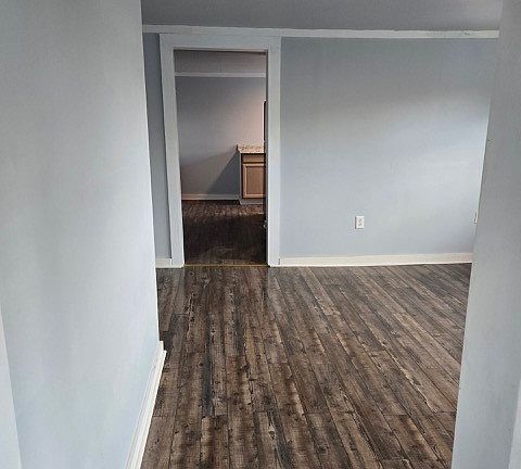 5th image of 701 Cumberland Dr