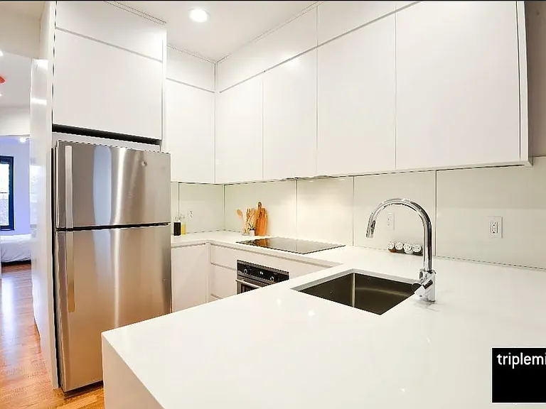 79 N Henry St #3 — Photo 2