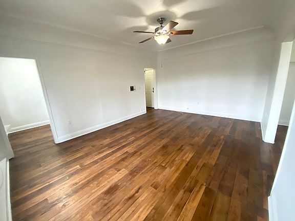 4th image of 726 S Berendo St #310