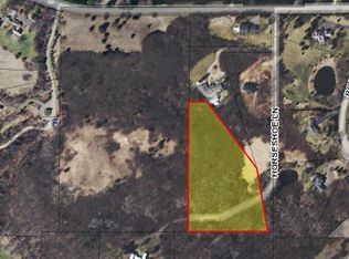 114 Salem Church Rd, Sunfish Lake, MN 55118