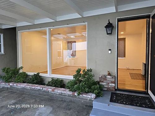 2813 W Clark Ave Photo 1