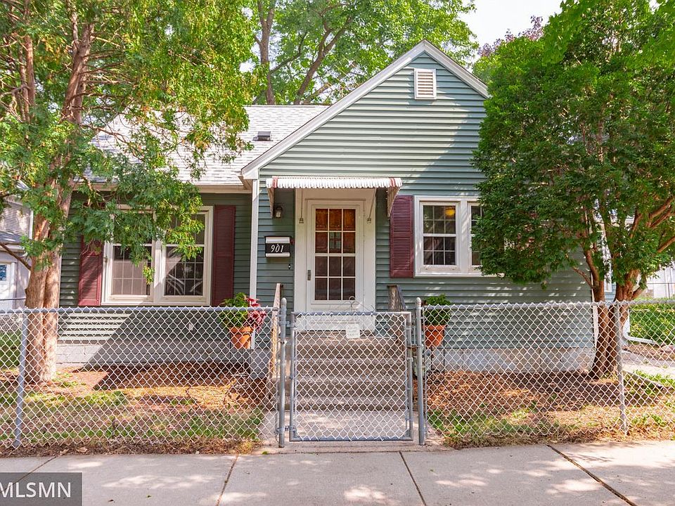 1st image of 901 Rose Ave E