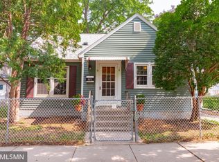 901 Rose Ave E, Saint Paul, MN 55106