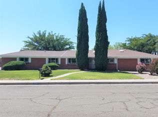 1001 Casa Grande Ct NE, Albuquerque, NM 87112