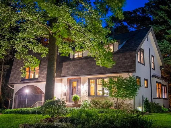 824 N 66th St, Wauwatosa, WI 53213