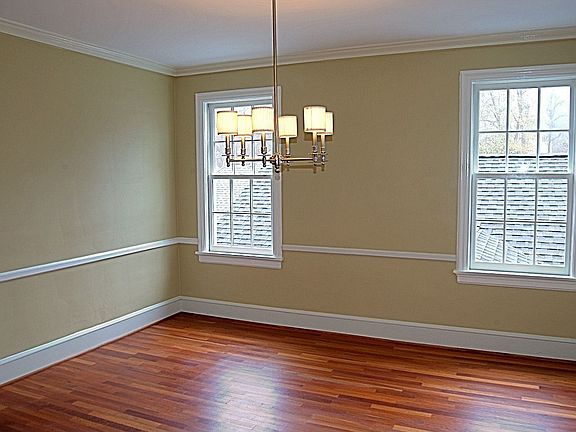 formal dining room 