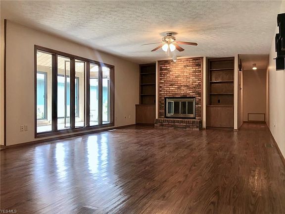 5th image of 13497 Suncrest Ct