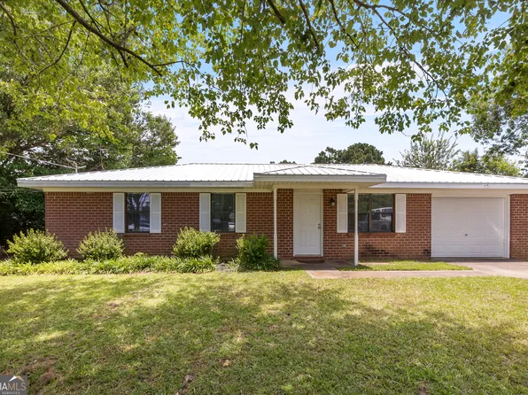 171 Summit Dr, Byron, GA 31008