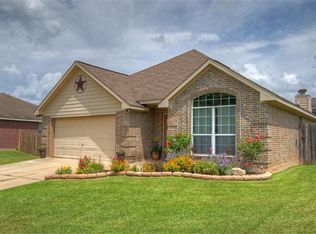 13537 Lake Breeze Ln, Willis, TX 77318