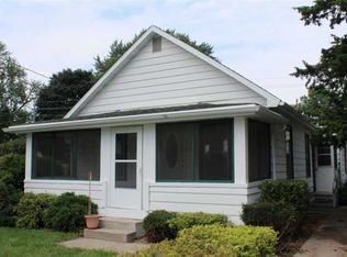 852 Ridgewood Way, Madison, WI 53713